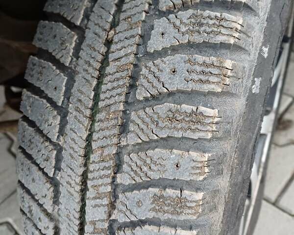 Червоний ВАЗ 2107, об'ємом двигуна 1.5 л та пробігом 85 тис. км за 1399 $, фото 4 на Automoto.ua