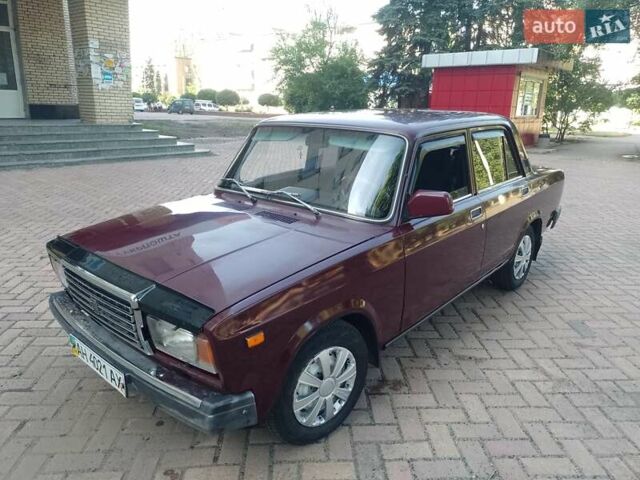 Красный ВАЗ 2107, объемом двигателя 1.45 л и пробегом 42 тыс. км за 1555 $, фото 11 на Automoto.ua