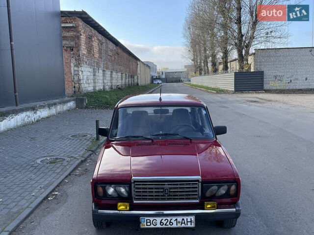 Красный ВАЗ 2107, объемом двигателя 1.5 л и пробегом 84 тыс. км за 1500 $, фото 1 на Automoto.ua