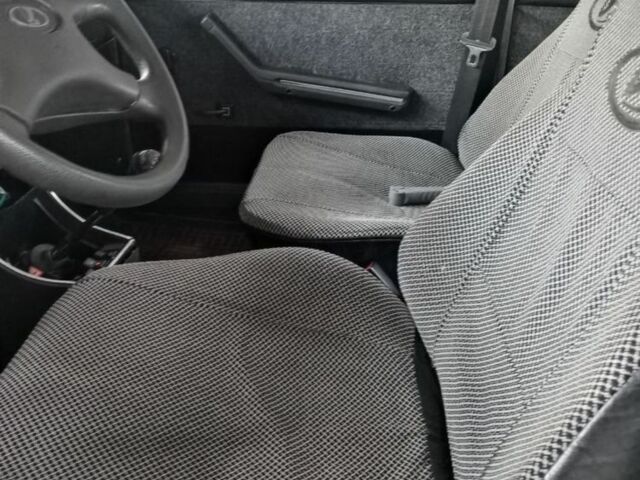 Красный ВАЗ 2107, объемом двигателя 0 л и пробегом 160 тыс. км за 550 $, фото 7 на Automoto.ua