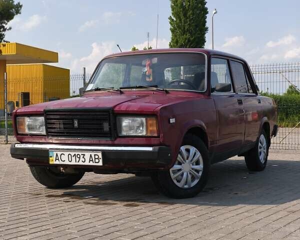 Красный ВАЗ 2107, объемом двигателя 1.5 л и пробегом 54 тыс. км за 800 $, фото 1 на Automoto.ua