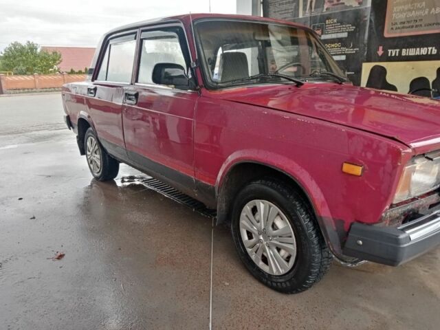 Красный ВАЗ 2107, объемом двигателя 0 л и пробегом 160 тыс. км за 550 $, фото 1 на Automoto.ua