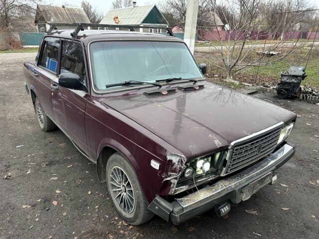 Червоний ВАЗ 2107, об'ємом двигуна 1.5 л та пробігом 127 тис. км за 667 $, фото 4 на Automoto.ua