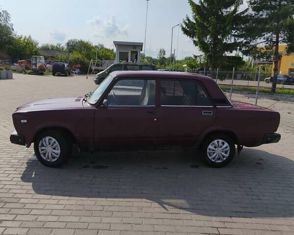 Красный ВАЗ 2107, объемом двигателя 1.5 л и пробегом 54 тыс. км за 800 $, фото 2 на Automoto.ua