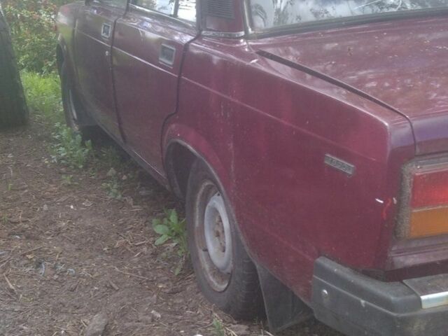 Червоний ВАЗ 2107, об'ємом двигуна 0 л та пробігом 200 тис. км за 369 $, фото 3 на Automoto.ua