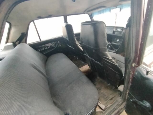 Красный ВАЗ 2107, объемом двигателя 1.5 л и пробегом 121 тыс. км за 995 $, фото 6 на Automoto.ua