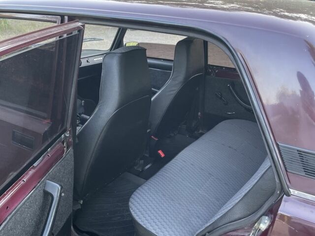Красный ВАЗ 2107, объемом двигателя 0 л и пробегом 136 тыс. км за 1700 $, фото 4 на Automoto.ua