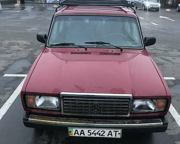ВАЗ 2107 2005 в Киеве на Automoto.ua Красный ВАЗ 2107, объемом двигателя 1.5 л и пробегом 113 тыс. км за 1950 $, фото 1 на Automoto.ua