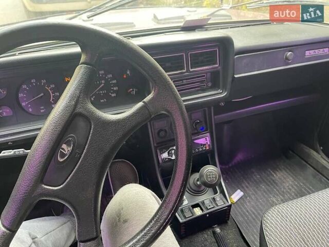 Красный ВАЗ 2107, объемом двигателя 1.5 л и пробегом 71 тыс. км за 1200 $, фото 1 на Automoto.ua