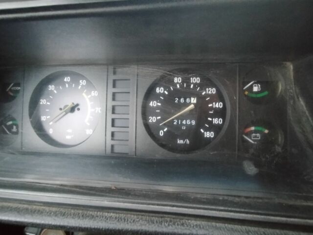 Красный ВАЗ 2107, объемом двигателя 1.5 л и пробегом 121 тыс. км за 995 $, фото 4 на Automoto.ua