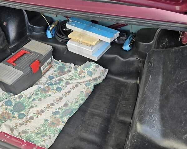 Красный ВАЗ 2107, объемом двигателя 1.5 л и пробегом 734 тыс. км за 1100 $, фото 13 на Automoto.ua