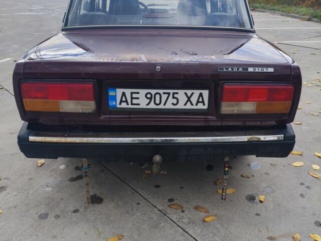 Красный ВАЗ 2107, объемом двигателя 1.5 л и пробегом 45 тыс. км за 1551 $, фото 3 на Automoto.ua