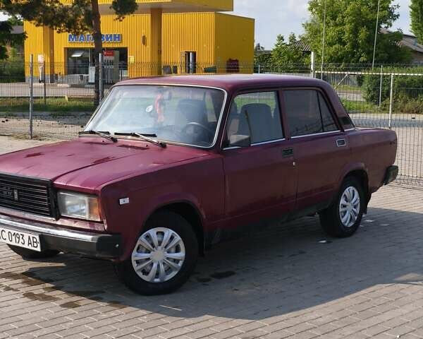 Красный ВАЗ 2107, объемом двигателя 1.5 л и пробегом 54 тыс. км за 800 $, фото 3 на Automoto.ua
