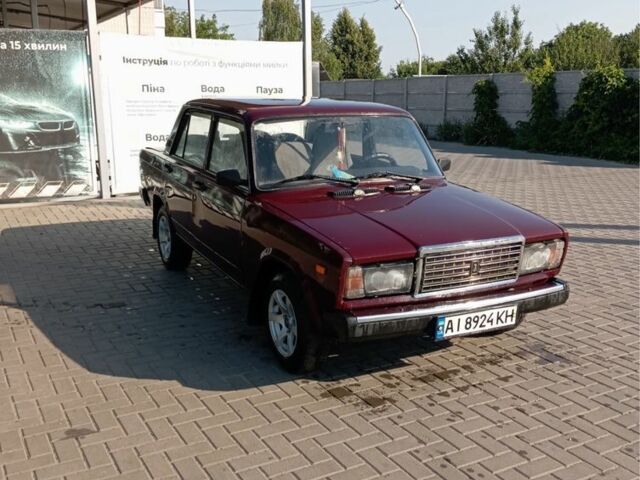 Красный ВАЗ 2107, объемом двигателя 1.5 л и пробегом 93 тыс. км за 1400 $, фото 1 на Automoto.ua