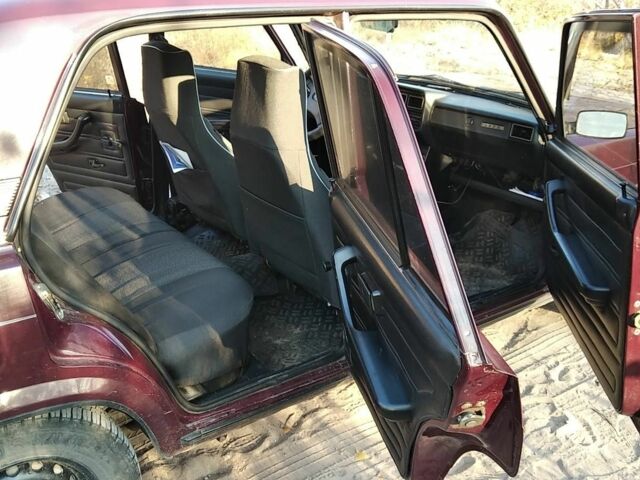 Красный ВАЗ 2107, объемом двигателя 1.5 л и пробегом 93 тыс. км за 1549 $, фото 3 на Automoto.ua