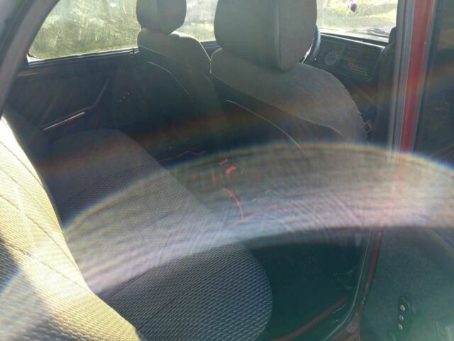 Красный ВАЗ 2107, объемом двигателя 1.5 л и пробегом 500 тыс. км за 1300 $, фото 13 на Automoto.ua