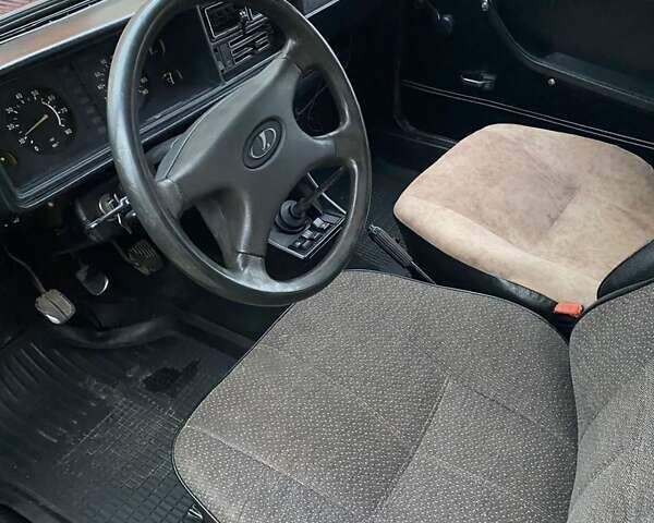 Красный ВАЗ 2107, объемом двигателя 0 л и пробегом 332 тыс. км за 1200 $, фото 3 на Automoto.ua