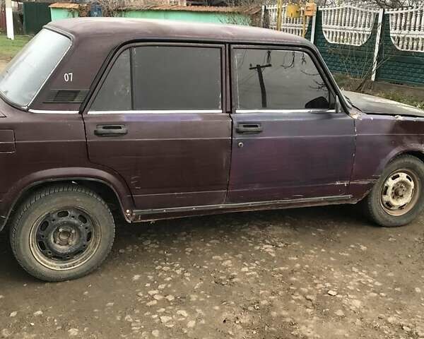 Червоний ВАЗ 2107, об'ємом двигуна 1.3 л та пробігом 700 тис. км за 556 $, фото 7 на Automoto.ua
