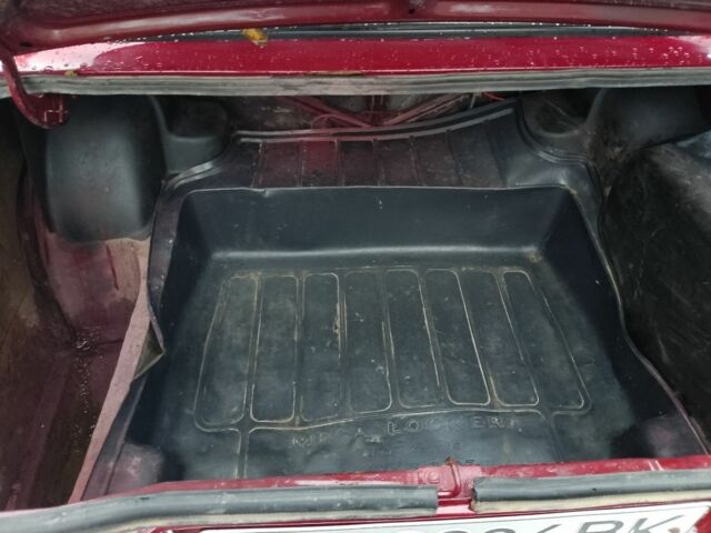 Красный ВАЗ 2107, объемом двигателя 0 л и пробегом 50 тыс. км за 1000 $, фото 7 на Automoto.ua