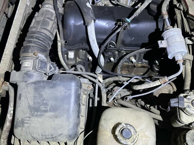 Красный ВАЗ 2107, объемом двигателя 0 л и пробегом 150 тыс. км за 356 $, фото 2 на Automoto.ua