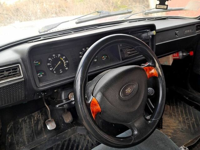 Красный ВАЗ 2107, объемом двигателя 1.6 л и пробегом 0 тыс. км за 500 $, фото 1 на Automoto.ua