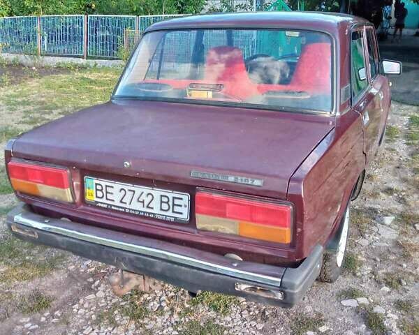 ВАЗ 2107 2006 в Новом Буге на Automoto.ua Красный ВАЗ 2107, объемом двигателя 1.3 л и пробегом 60 тыс. км за 529 $, фото 3 на Automoto.ua