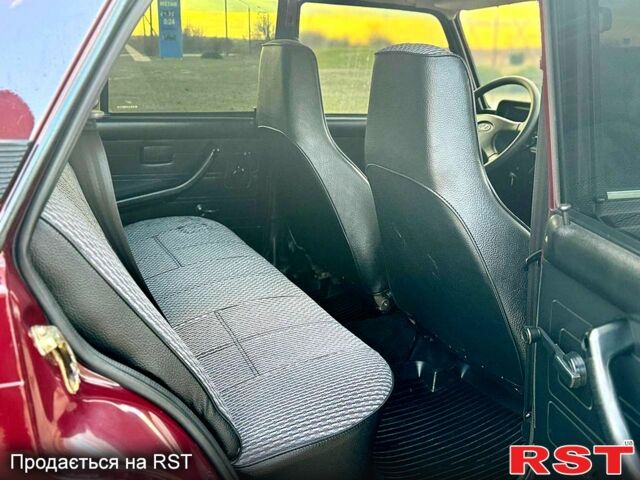 Красный ВАЗ 2107, объемом двигателя 15 л и пробегом 57 тыс. км за 2650 $, фото 9 на Automoto.ua