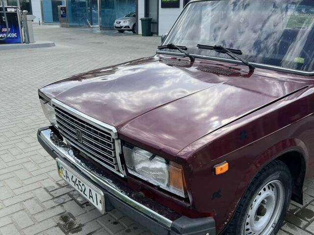 Красный ВАЗ 2107, объемом двигателя 1.5 л и пробегом 3 тыс. км за 1200 $, фото 2 на Automoto.ua