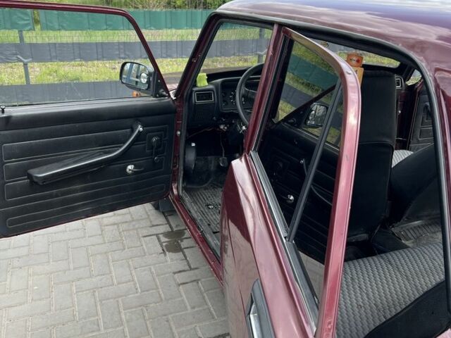 Красный ВАЗ 2107, объемом двигателя 1.5 л и пробегом 3 тыс. км за 1200 $, фото 13 на Automoto.ua