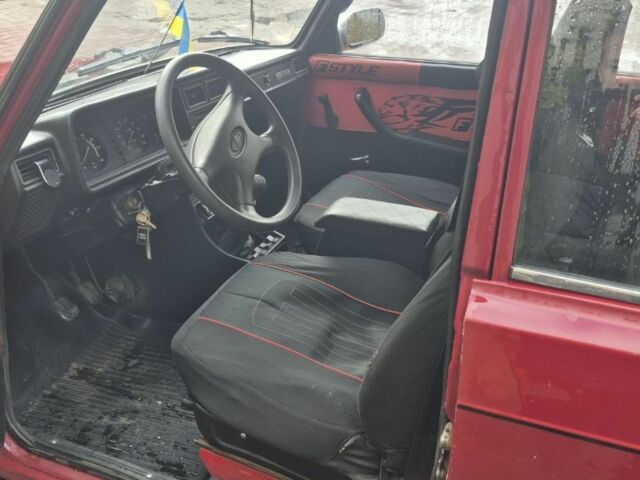 ВАЗ 2107 2006 в Ровно на Automoto.ua Красный ВАЗ 2107, объемом двигателя 1.5 л и пробегом 54 тыс. км за 950 $, фото 2 на Automoto.ua