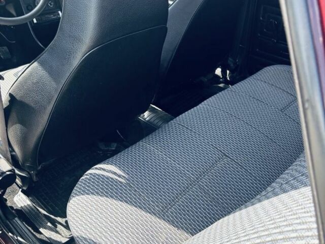 Красный ВАЗ 2107, объемом двигателя 1.5 л и пробегом 56 тыс. км за 2100 $, фото 5 на Automoto.ua