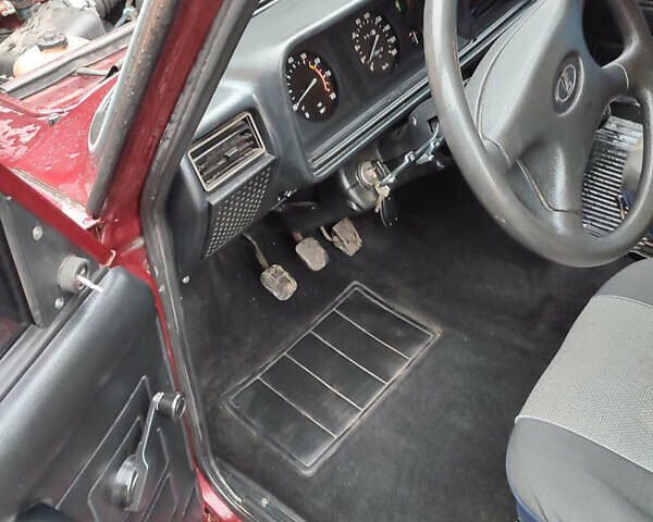 Красный ВАЗ 2107, объемом двигателя 1.46 л и пробегом 73 тыс. км за 2200 $, фото 4 на Automoto.ua