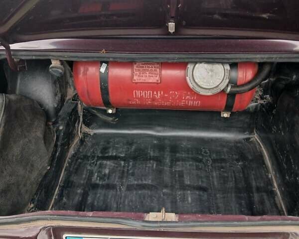 Червоний ВАЗ 2107, об'ємом двигуна 1.5 л та пробігом 33 тис. км за 750 $, фото 4 на Automoto.ua