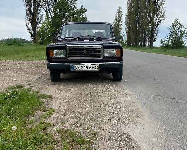 Красный ВАЗ 2107, объемом двигателя 1.5 л и пробегом 70 тыс. км за 1750 $, фото 4 на Automoto.ua