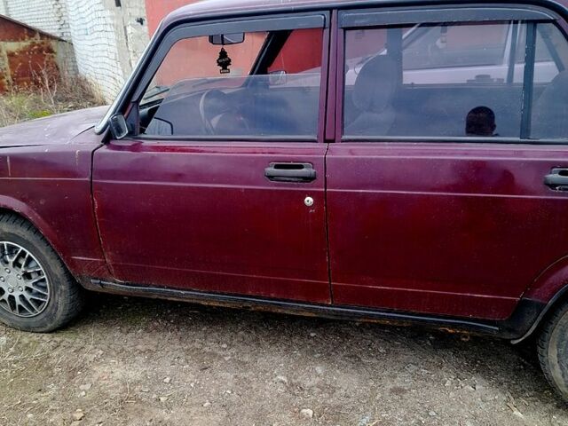 Красный ВАЗ 2107, объемом двигателя 1.6 л и пробегом 0 тыс. км за 500 $, фото 7 на Automoto.ua