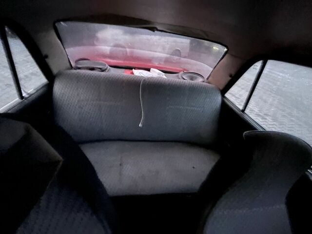 Червоний ВАЗ 2107, об'ємом двигуна 1.5 л та пробігом 130 тис. км за 1000 $, фото 2 на Automoto.ua