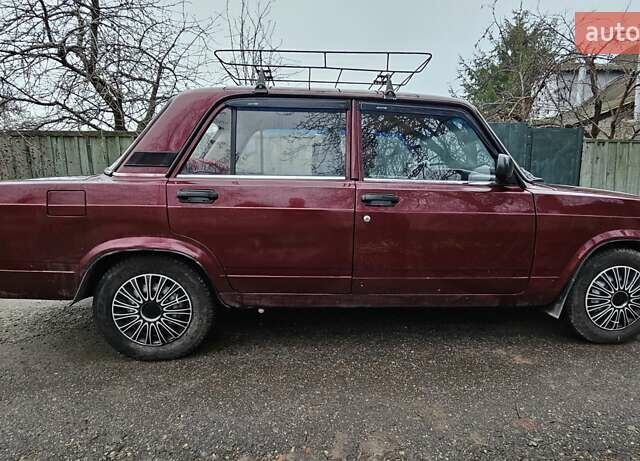 Червоний ВАЗ 2107, об'ємом двигуна 1.5 л та пробігом 49 тис. км за 1800 $, фото 4 на Automoto.ua