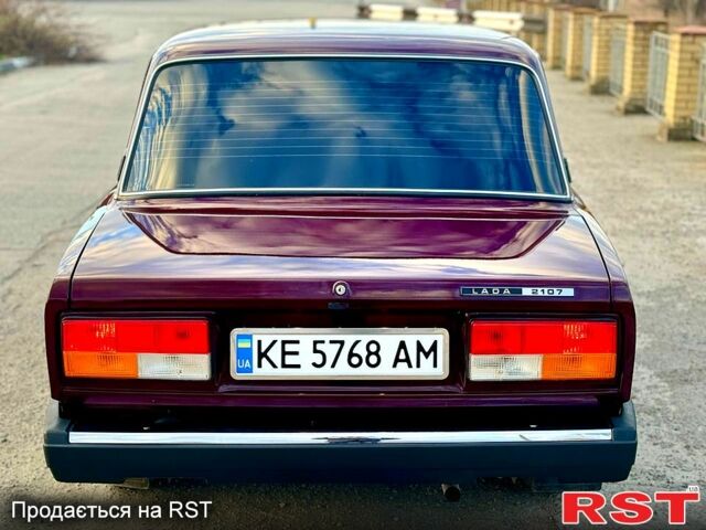 Красный ВАЗ 2107, объемом двигателя 15 л и пробегом 57 тыс. км за 2650 $, фото 5 на Automoto.ua