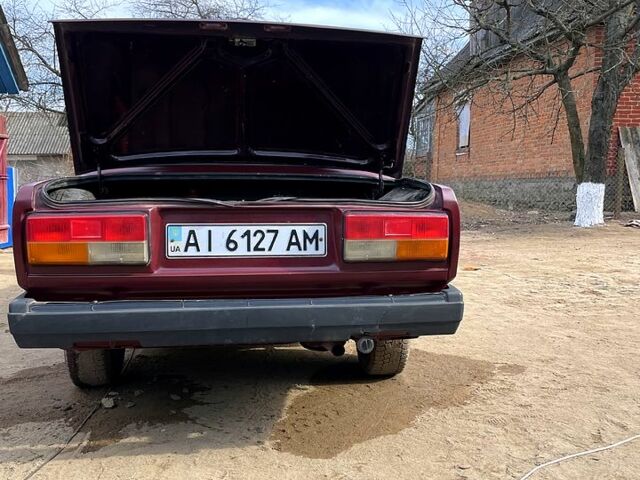 Красный ВАЗ 2107, объемом двигателя 1.5 л и пробегом 0 тыс. км за 850 $, фото 1 на Automoto.ua