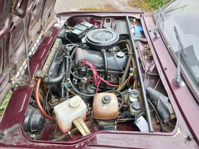 Красный ВАЗ 2107, объемом двигателя 1.5 л и пробегом 150 тыс. км за 1300 $, фото 2 на Automoto.ua