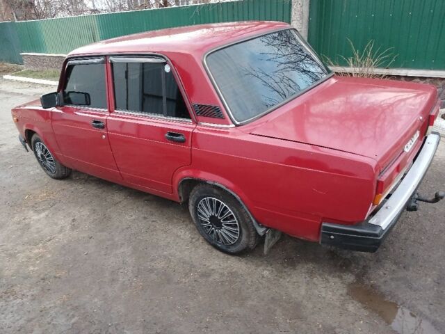 Красный ВАЗ 2107, объемом двигателя 0 л и пробегом 73 тыс. км за 1300 $, фото 1 на Automoto.ua