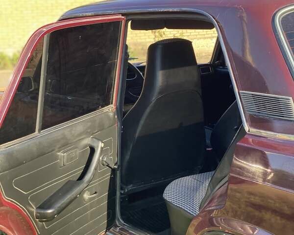 ВАЗ 2107 2006 в Кодыме на Automoto.ua Красный ВАЗ 2107, объемом двигателя 1.5 л и пробегом 86 тыс. км за 2100 $, фото 7 на Automoto.ua