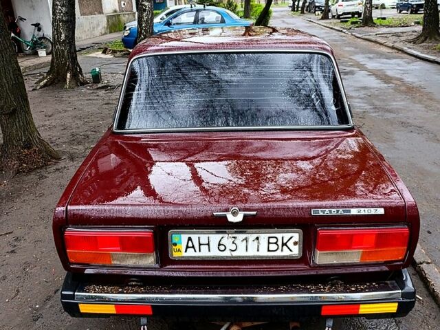 Красный ВАЗ 2107, объемом двигателя 1.5 л и пробегом 0 тыс. км за 1500 $, фото 3 на Automoto.ua