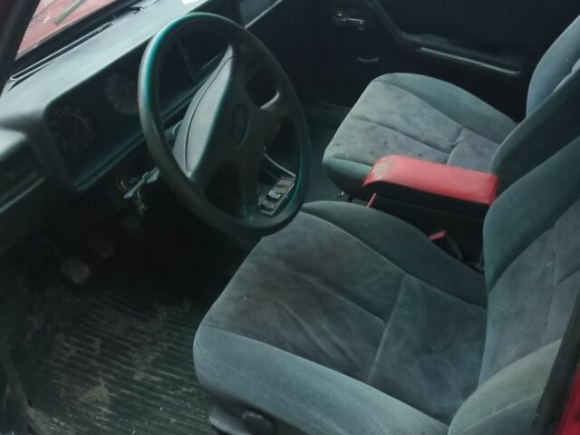 Красный ВАЗ 2107, объемом двигателя 0 л и пробегом 50 тыс. км за 1000 $, фото 1 на Automoto.ua