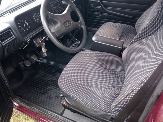 Червоний ВАЗ 2107, об'ємом двигуна 1.5 л та пробігом 100 тис. км за 1200 $, фото 3 на Automoto.ua