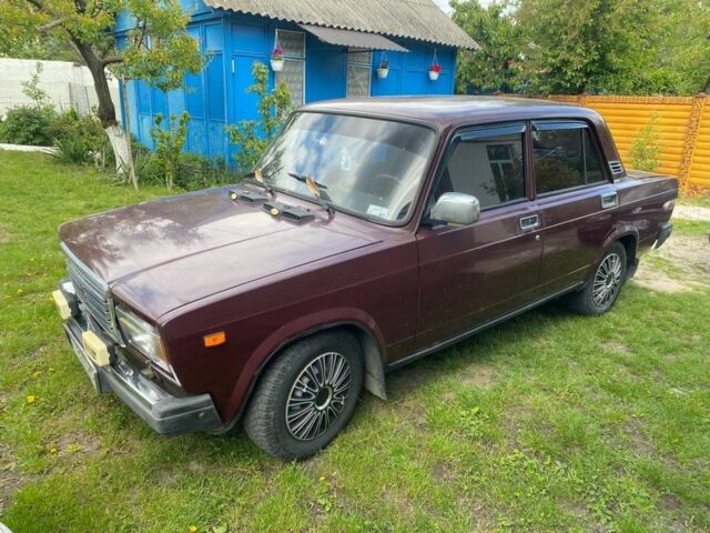 Красный ВАЗ 2107, объемом двигателя 0 л и пробегом 90 тыс. км за 942 $, фото 2 на Automoto.ua