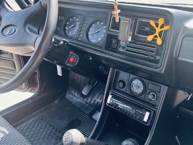 Красный ВАЗ 2107, объемом двигателя 1.5 л и пробегом 56 тыс. км за 2100 $, фото 7 на Automoto.ua