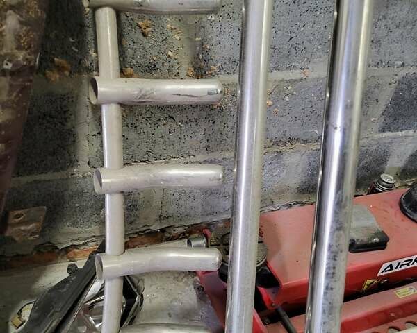 Красный ВАЗ 2107, объемом двигателя 1.45 л и пробегом 150 тыс. км за 700 $, фото 6 на Automoto.ua