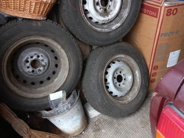 Красный ВАЗ 2107, объемом двигателя 1.5 л и пробегом 150 тыс. км за 1300 $, фото 7 на Automoto.ua