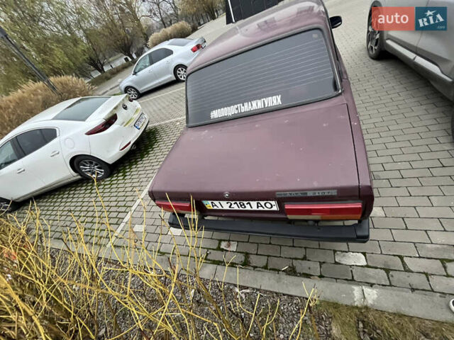 Красный ВАЗ 2107, объемом двигателя 1.5 л и пробегом 107 тыс. км за 950 $, фото 6 на Automoto.ua